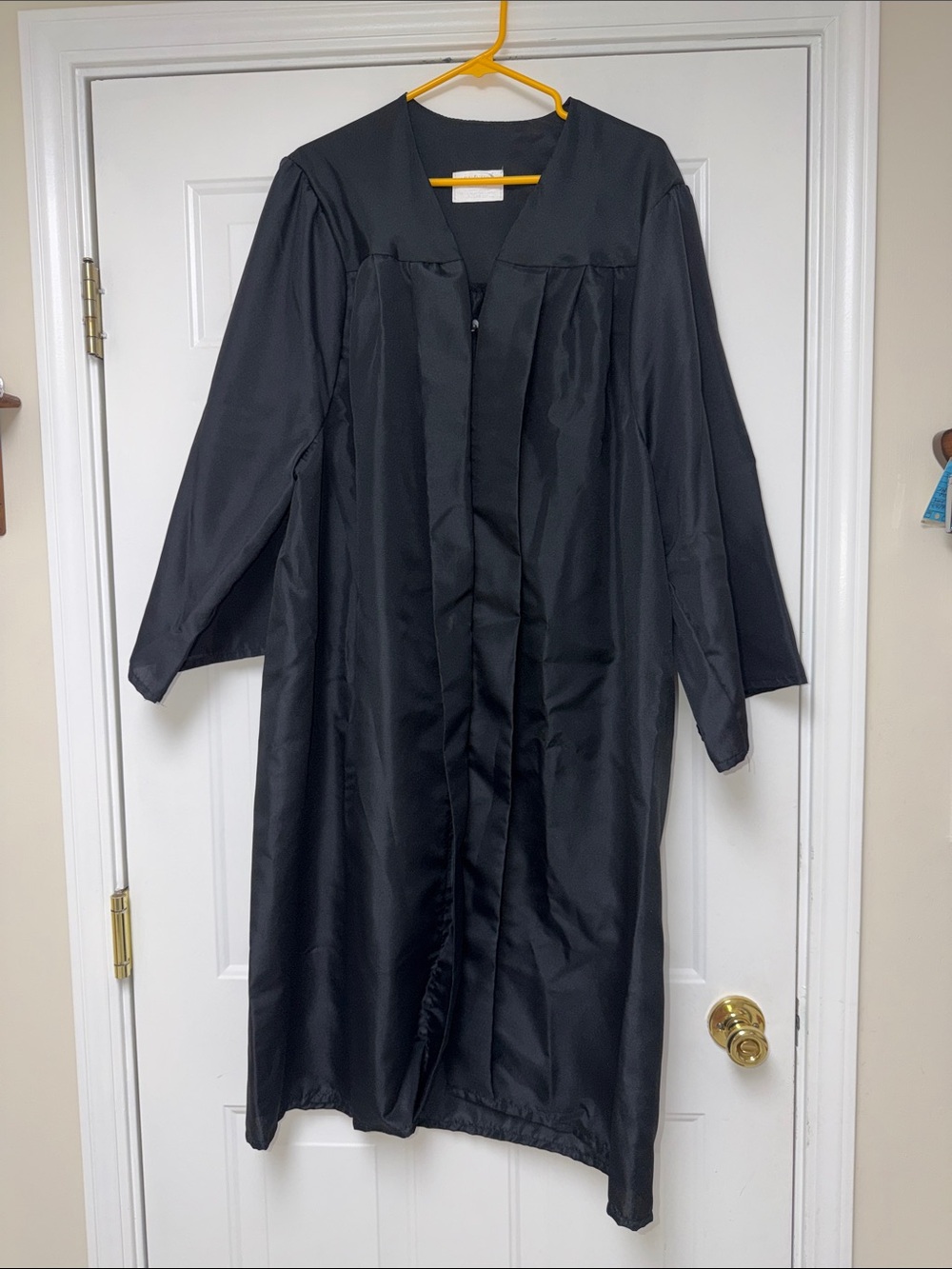 Women's Black Academic Graduation Gown - Unbranded